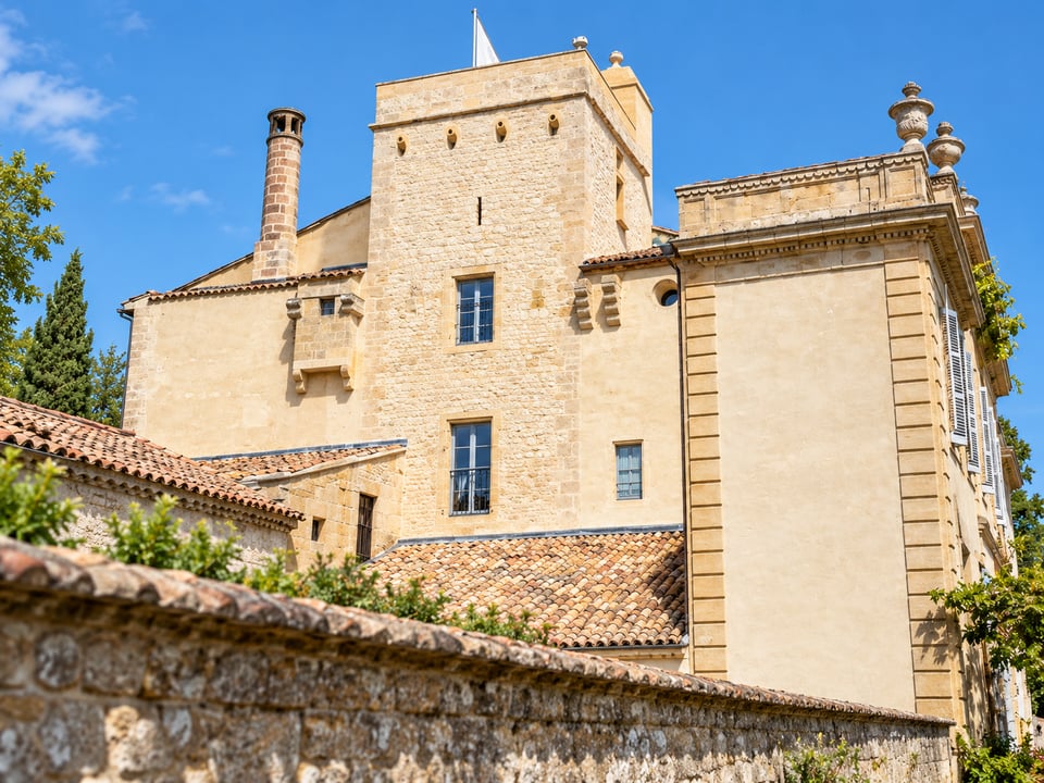 Château de Collias, how it began