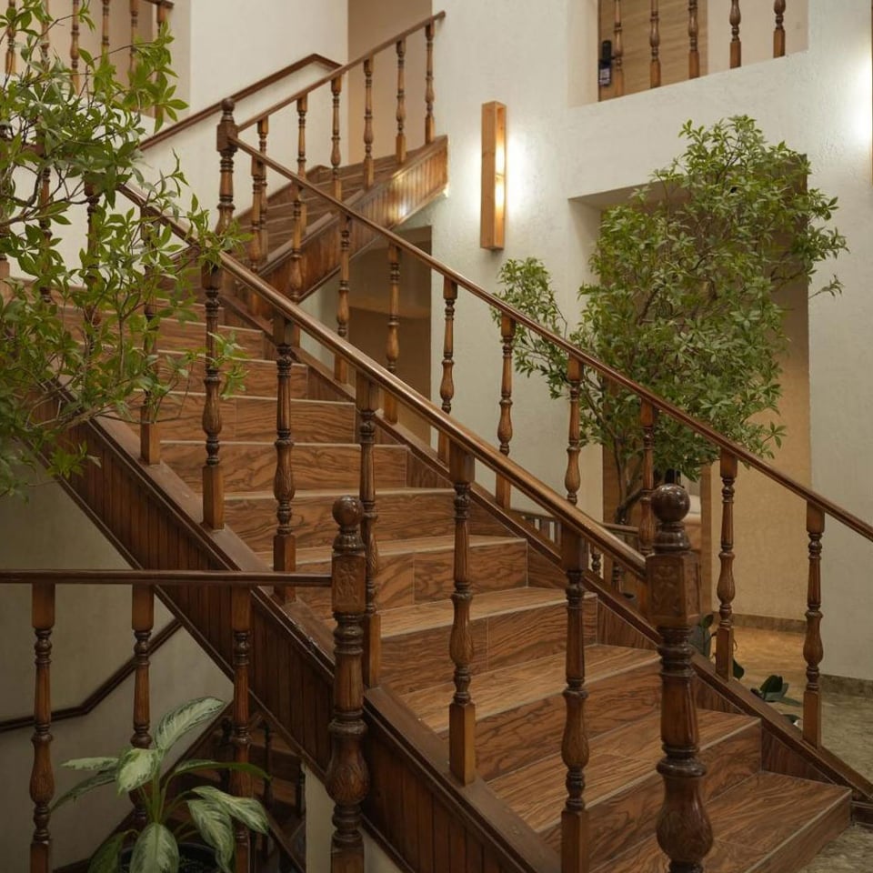 Hills Hotel Karakol