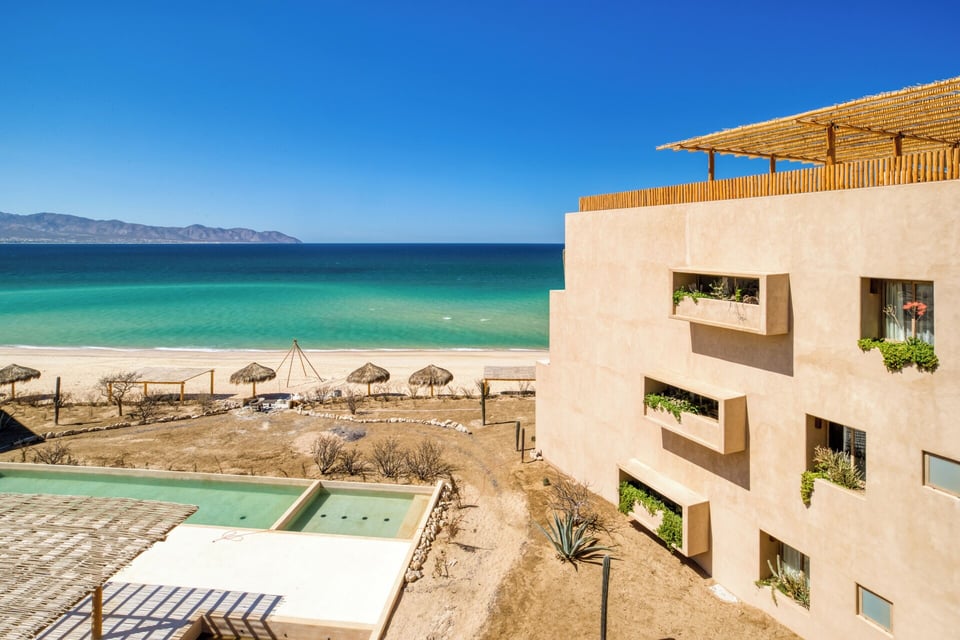 Amina Wind Resort, how it began