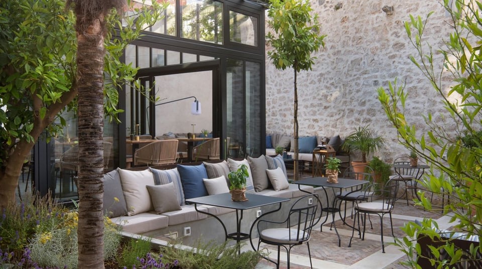 Almayer Art & Heritage Hotel