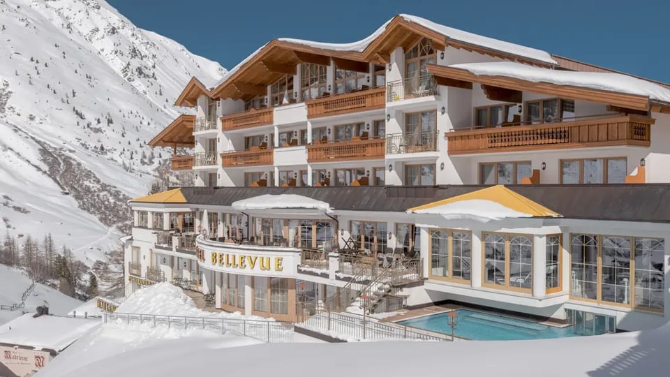 Hotel Bellevue, how it began