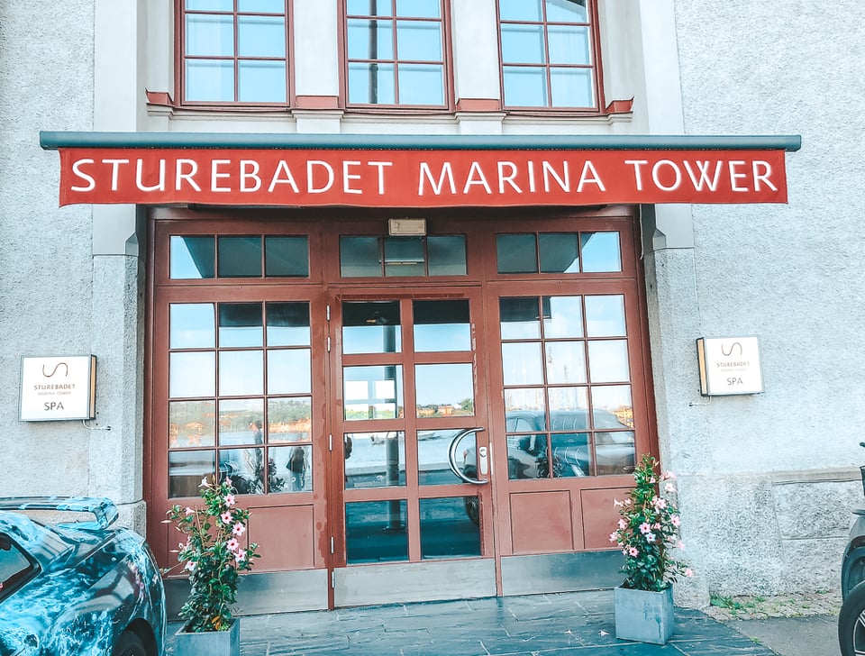 Elite Hotel Marina Tower, how it began