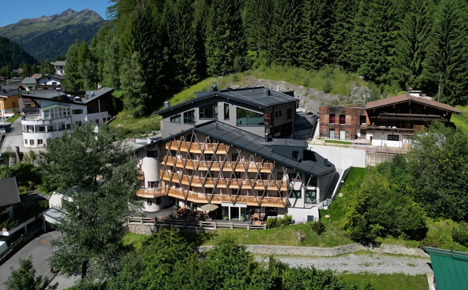 Hotel Arpuria, how it began