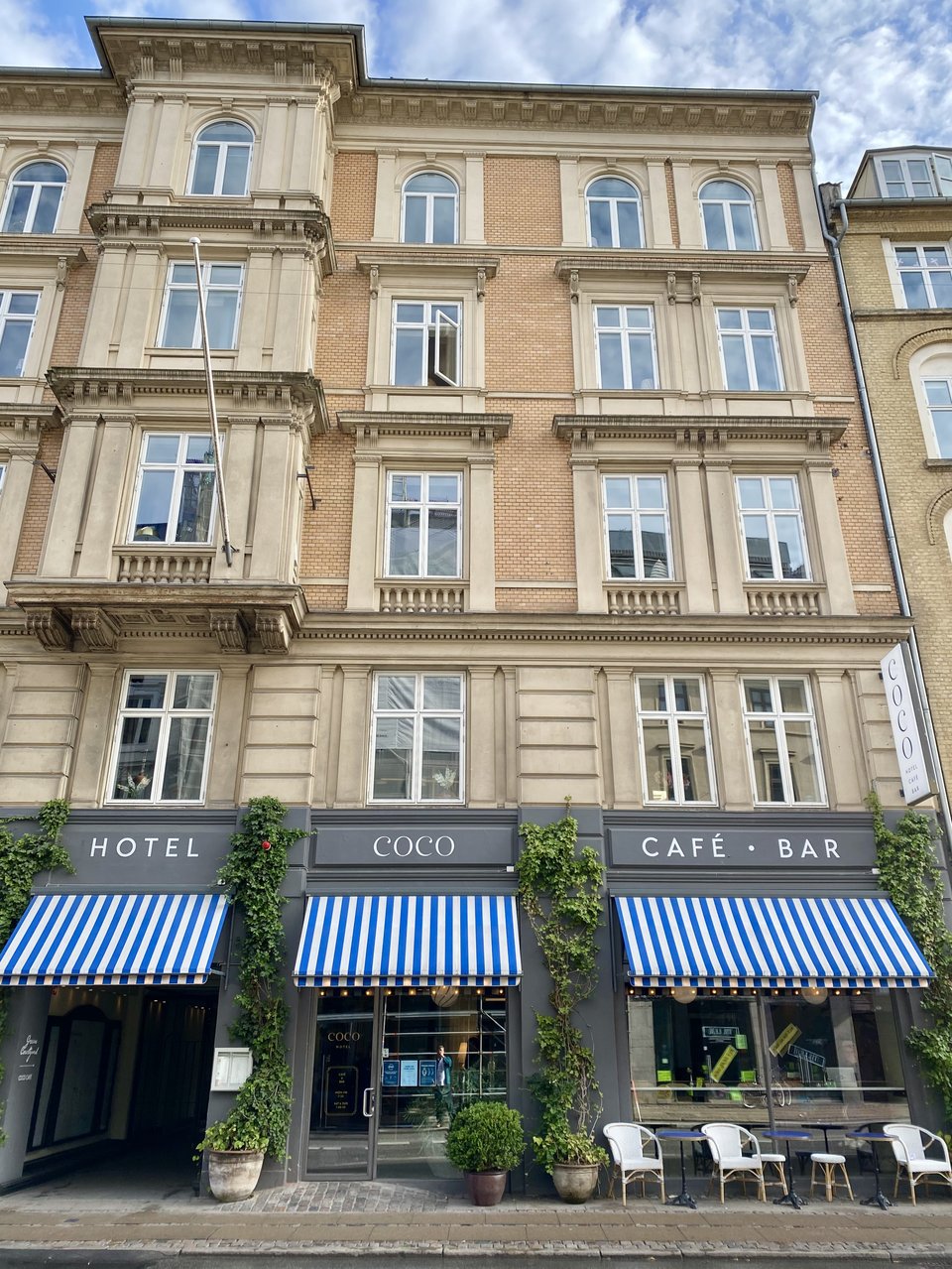Coco Hotel, how it began