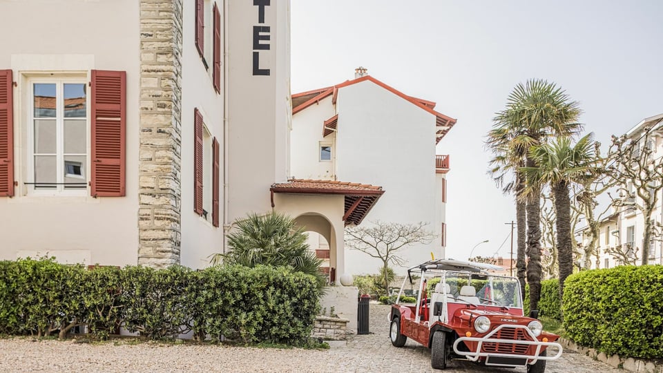 Hôtel Saint-Julien, how it began