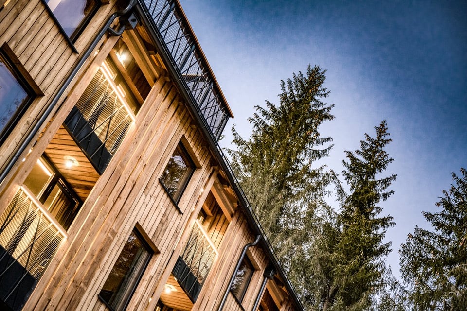 ALMMONTE PRÄCLARUM SUITES, how it began