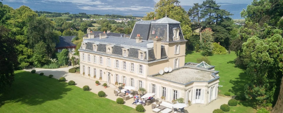 Château La Chenevière, how it began