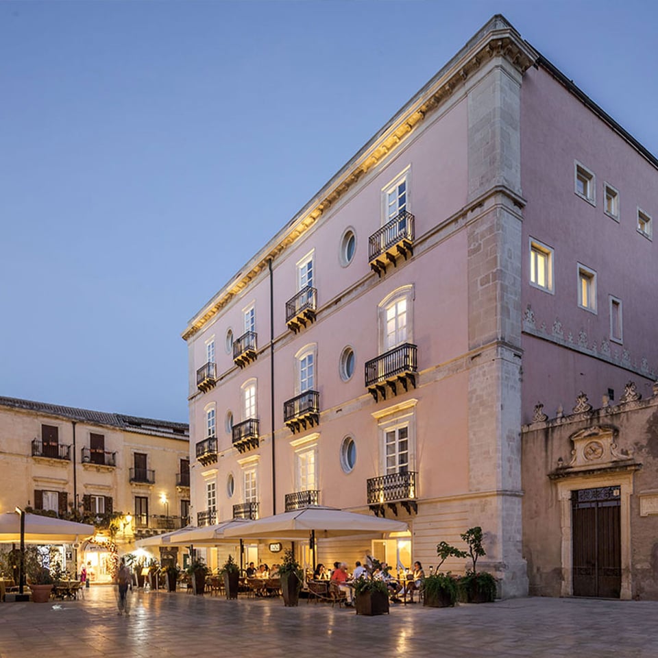 Palazzo Artemide, how it began