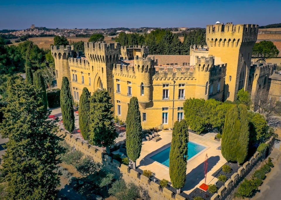 Hostellerie Château des Fines Roches, how it began