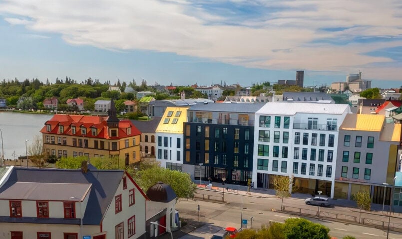 Hotel Reykjavík Saga, how it began