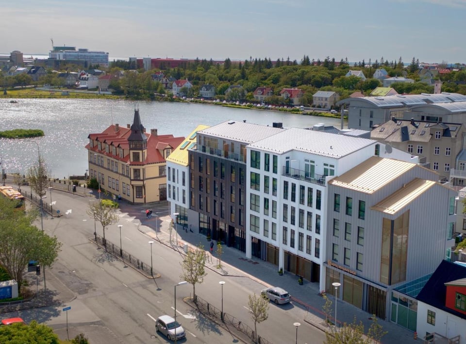 Hotel Reykjavík Saga, how it began