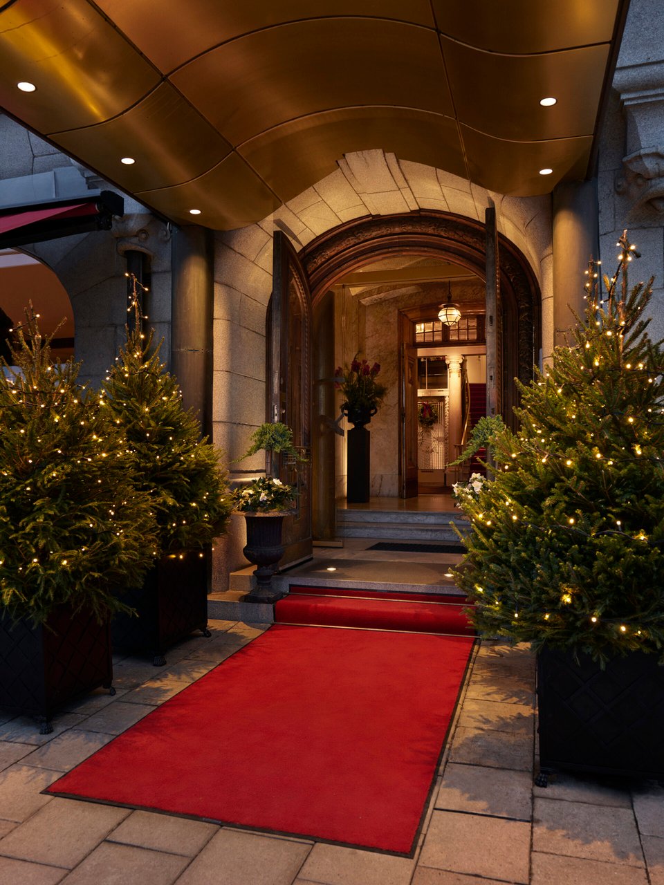 Hotel Diplomat, how it began