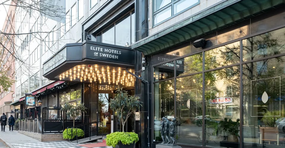 Elite Palace Hotel, how it began