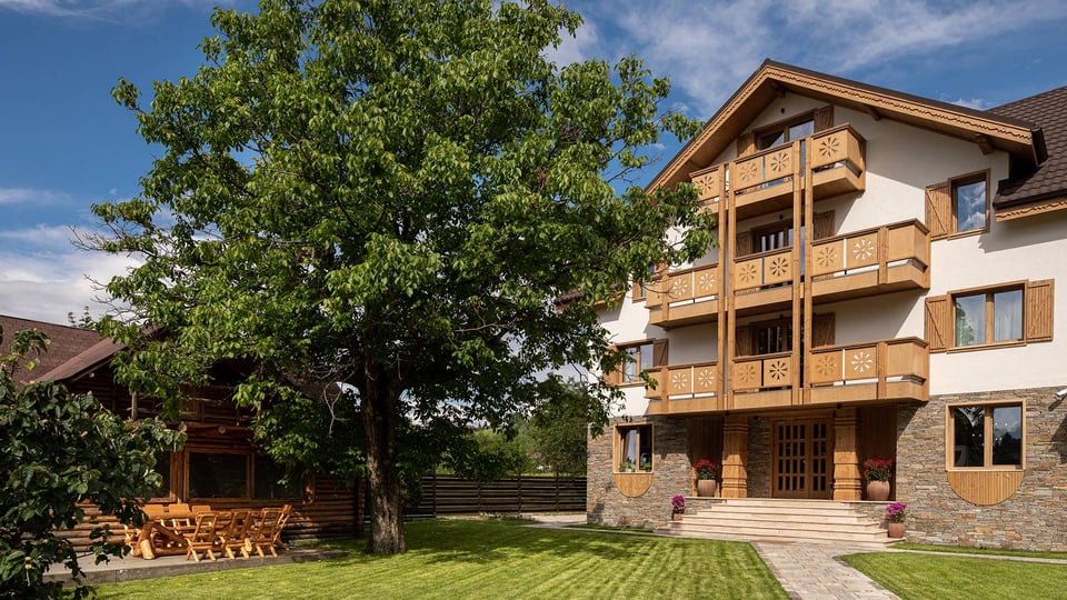 Zara Chalet, how it began