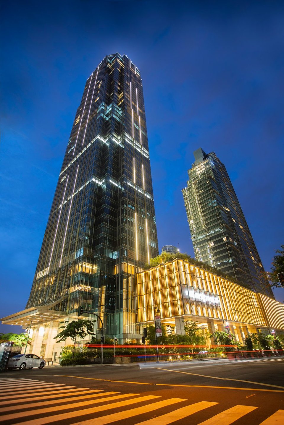 Grand Hyatt Manila, how it began