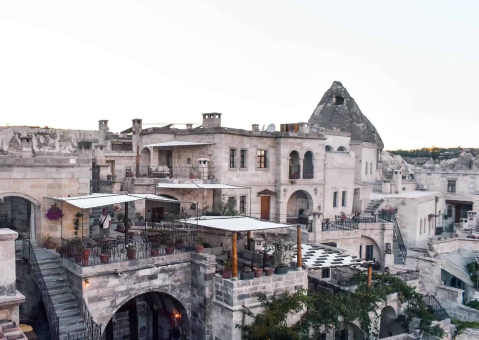 Sultan Cave Suites, how it began