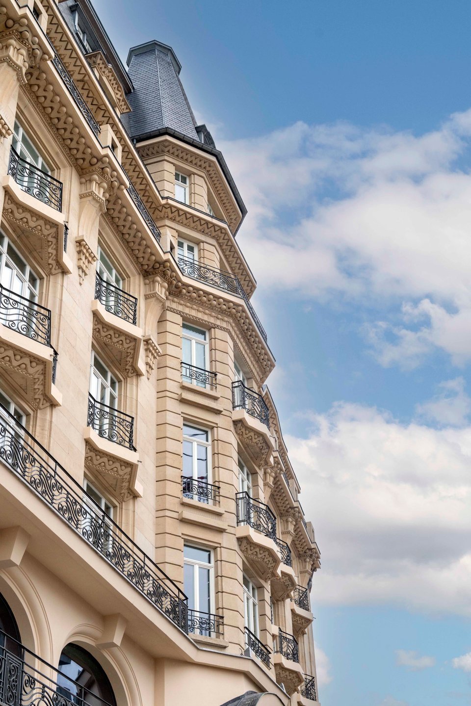 Luxembourg Marriott Hotel Alfa, how it began