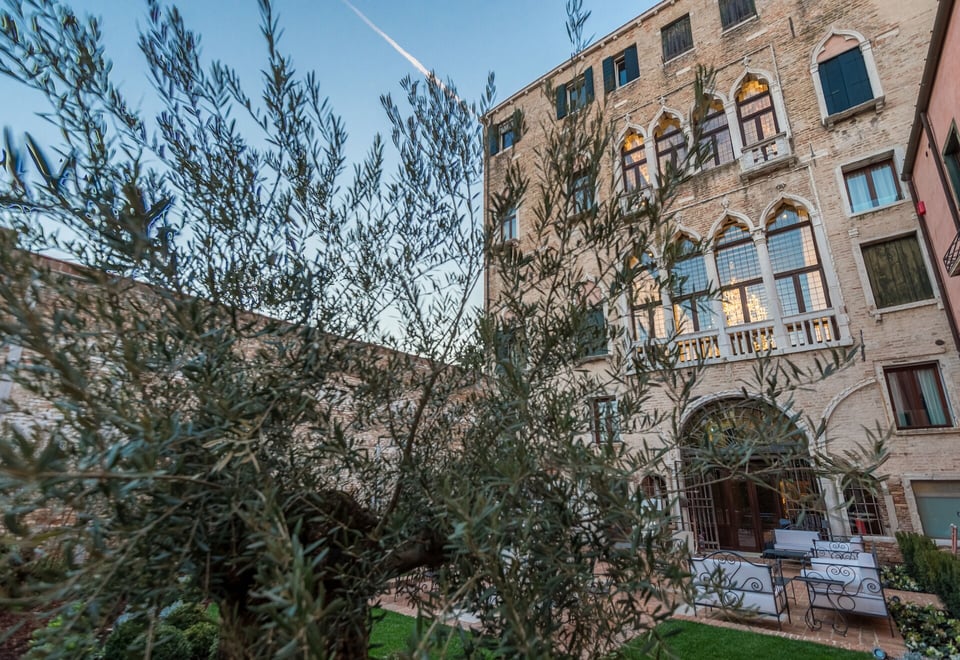 Hotel Nani Mocenigo Palace, how it began