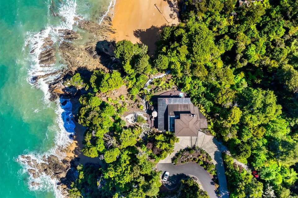 Lodge by the beach, how it began