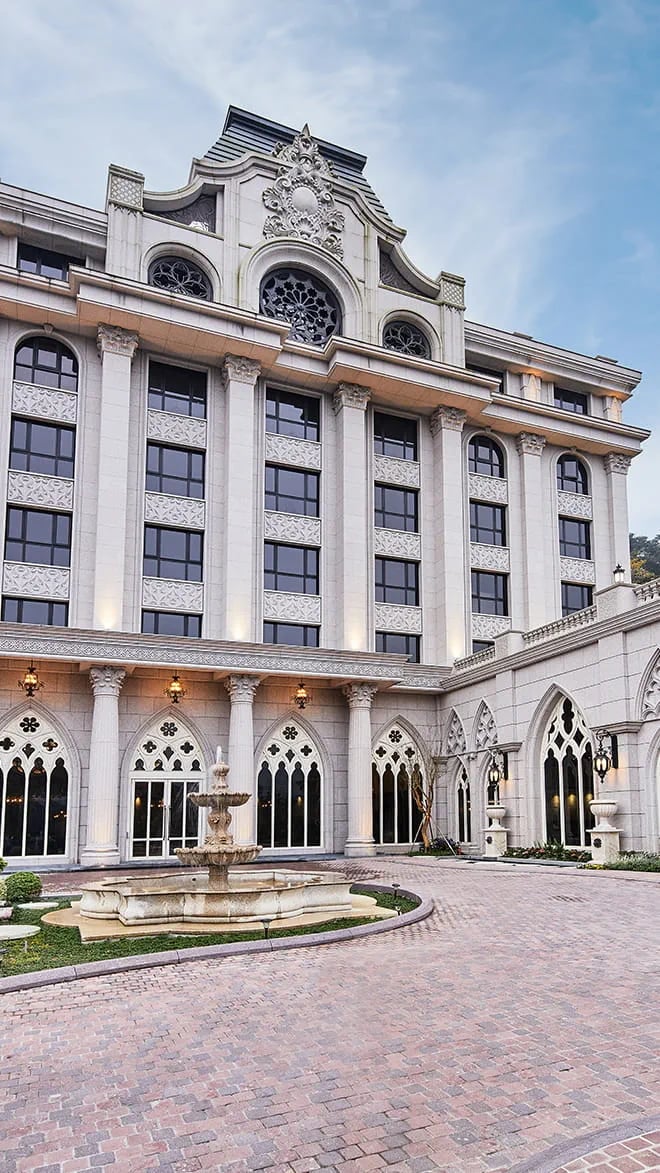 Grasse Grace Manor, how it began