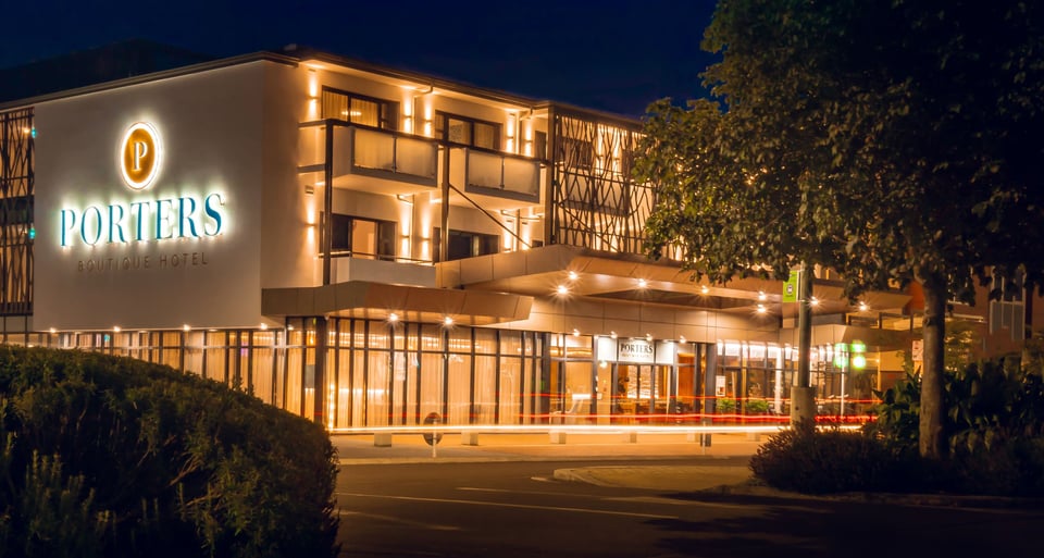 Porters Hotel, how it began