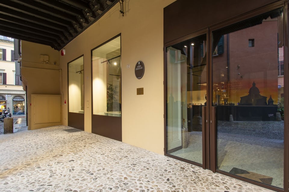 Hotel Corona D'oro, how it began