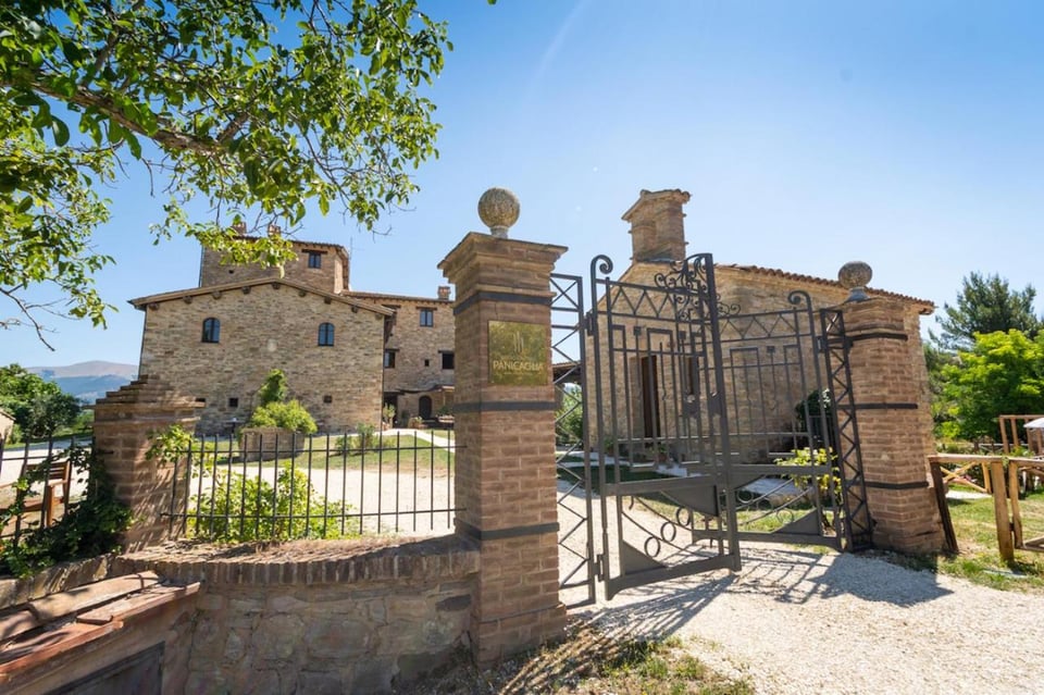 Borgo Castello Panicaglia, how it began