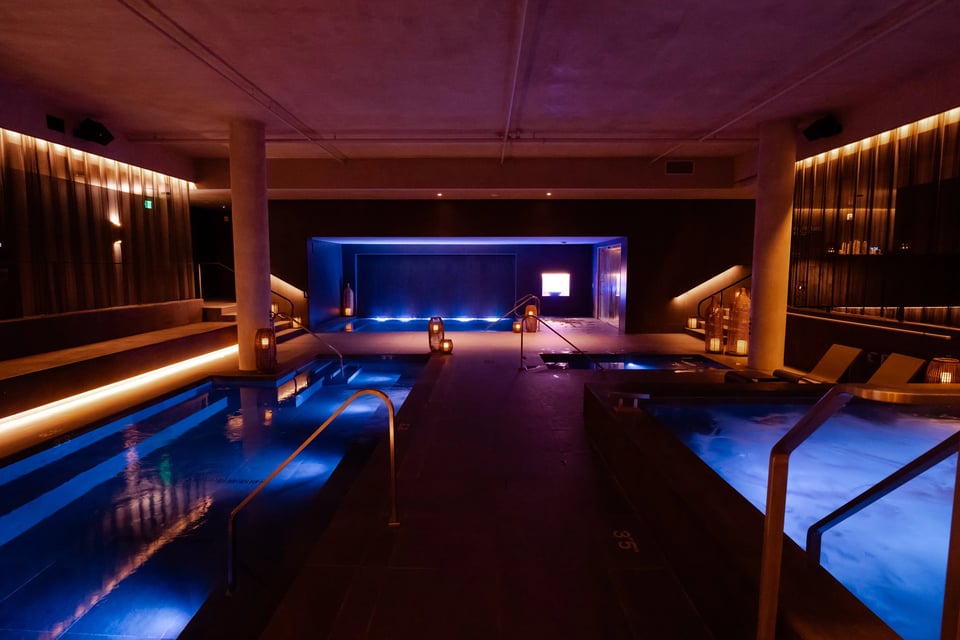 Cascada Thermal Springs + Hotel