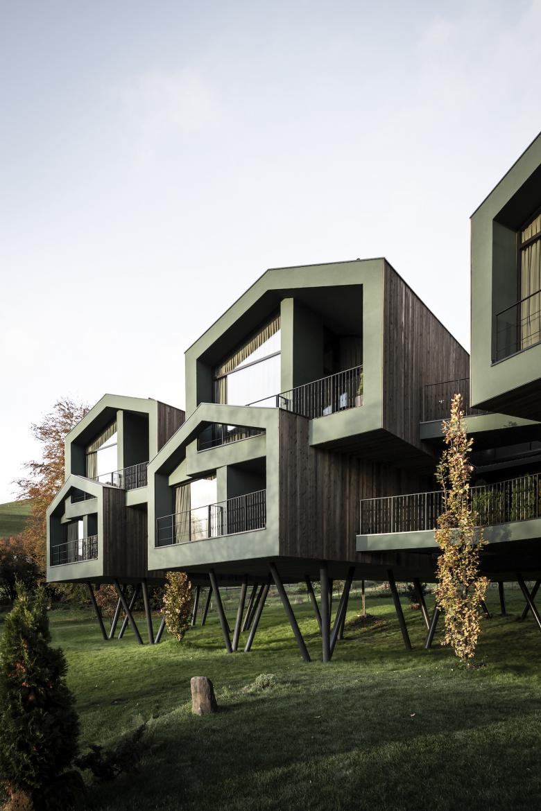 Floris Green Suites, how it began