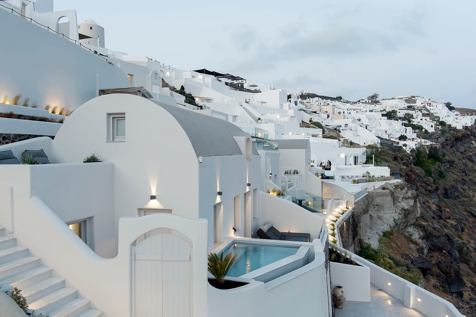Hom Santorini, how it began