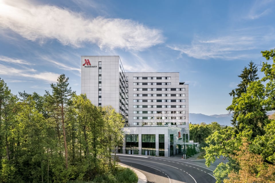Geneva Marriott Hotel, how it began