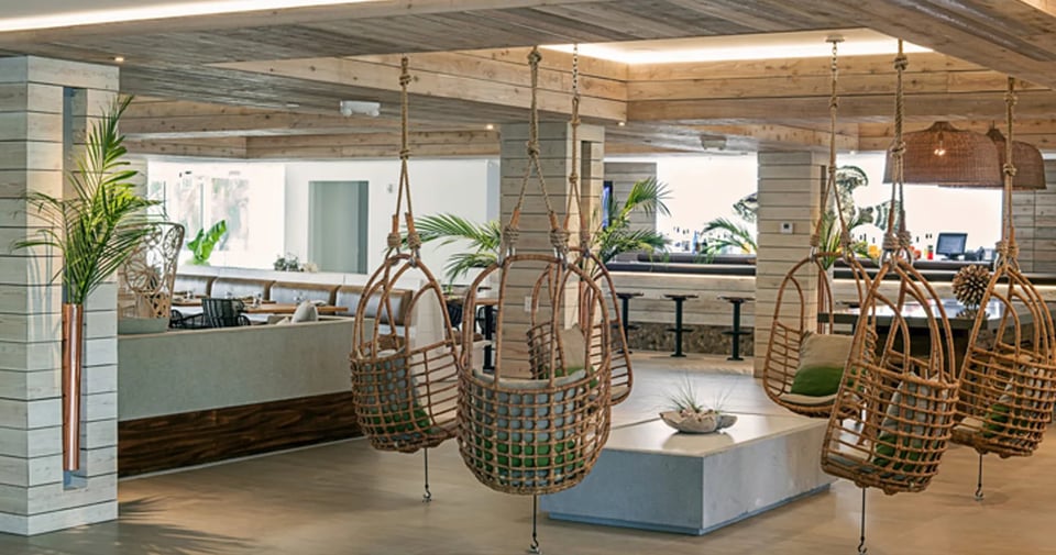 Amara Cay Resort