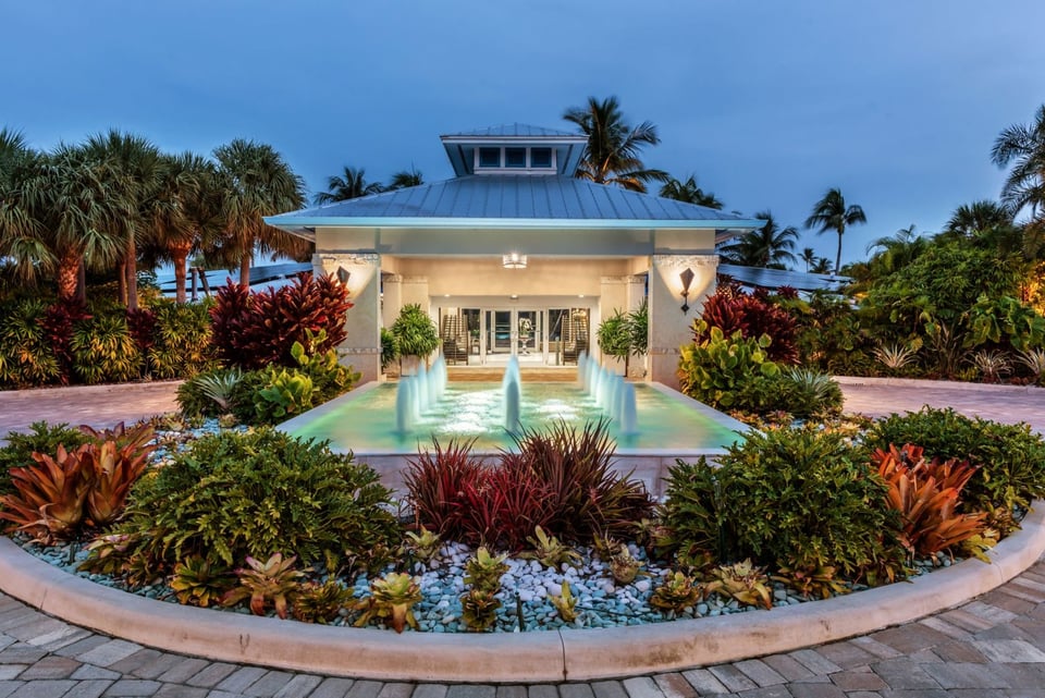 Islander Resort, how it began