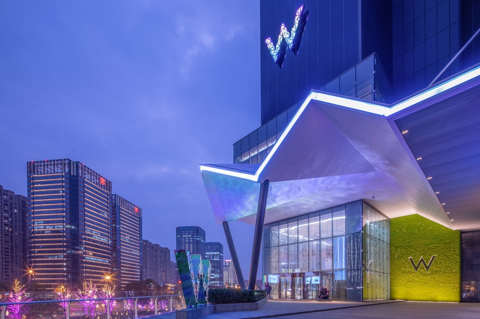 W Chengdu