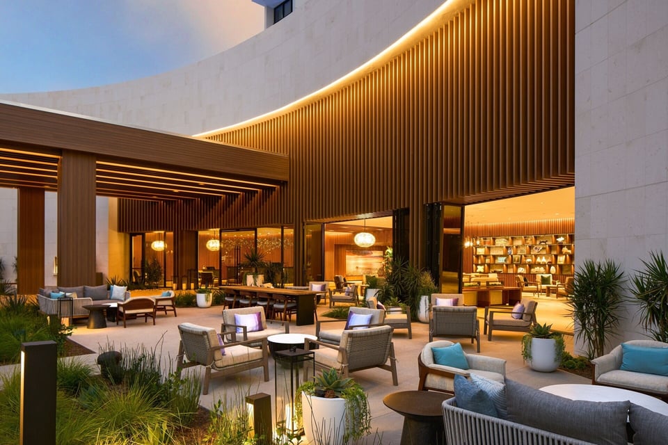 VEA Newport Beach, A Marriott Resort & Spa