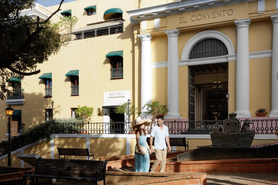 Hotel El Convento, how it began