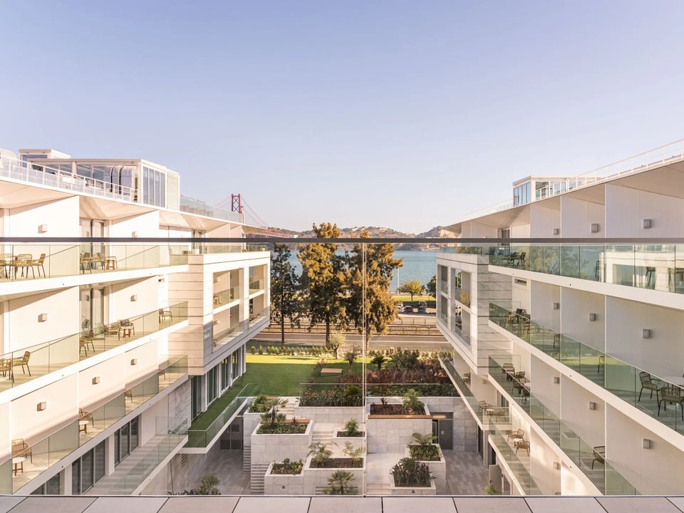 Hyatt Regency Lisbon, how it began