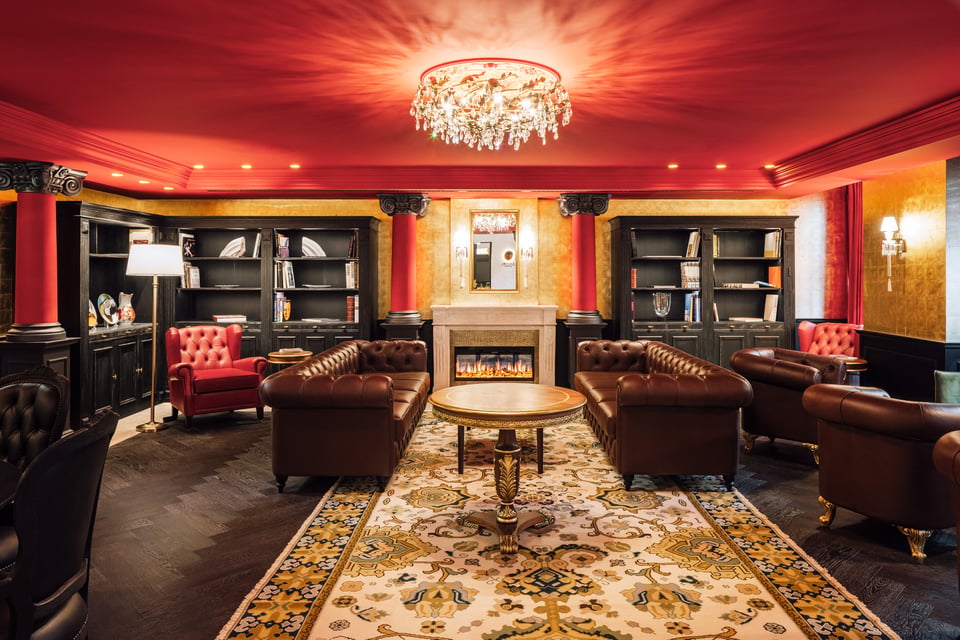 MYTHIC SANA Downtown Suites