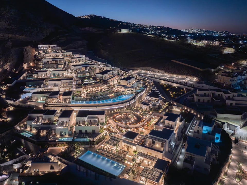 Sandblu Santorini, LXR Hotels & Resorts, how it began