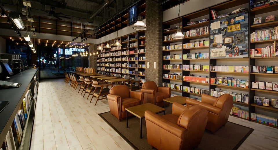 Lamp Light Books Hotel