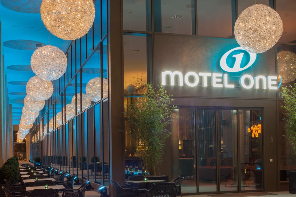 Hotel Motel One Dresden am Zwinger, how it began