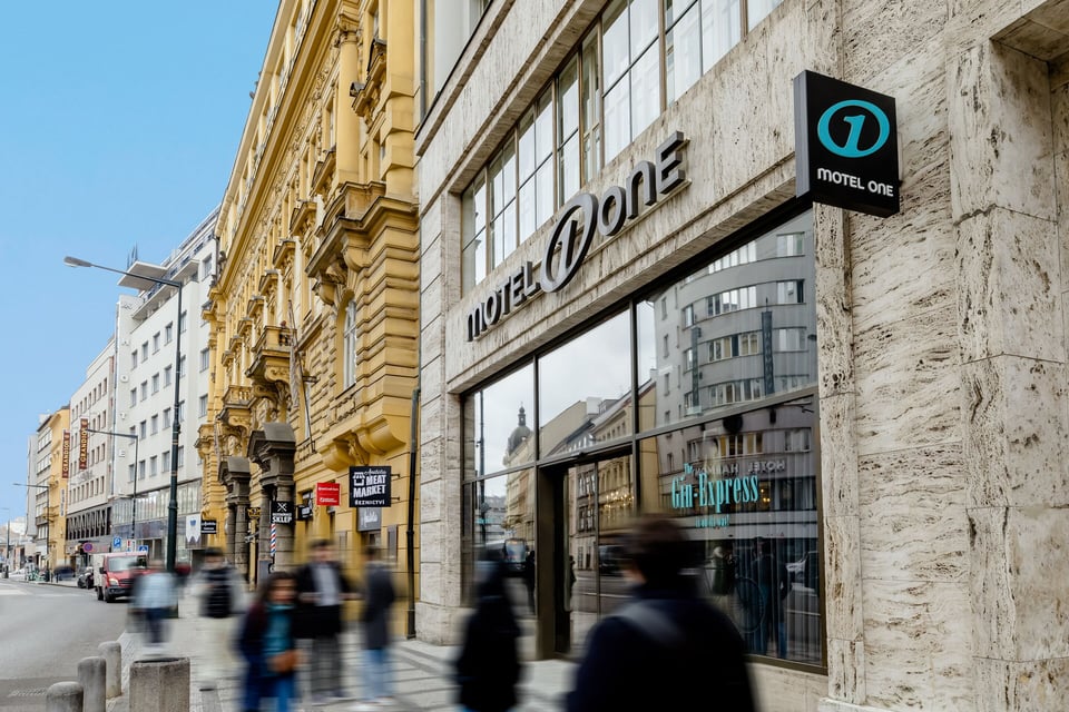 Hotel Motel One Prag, how it began