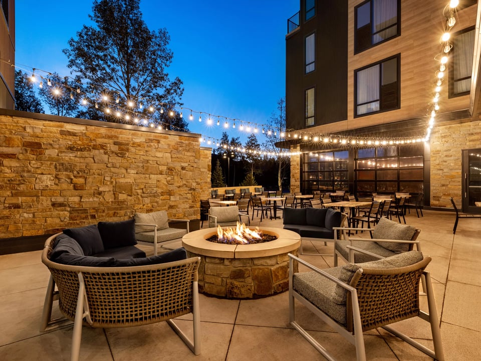 Hotel Indigo Silverthorne by IHG