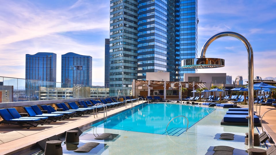 The Cosmopolitan of Las Vegas, the pool