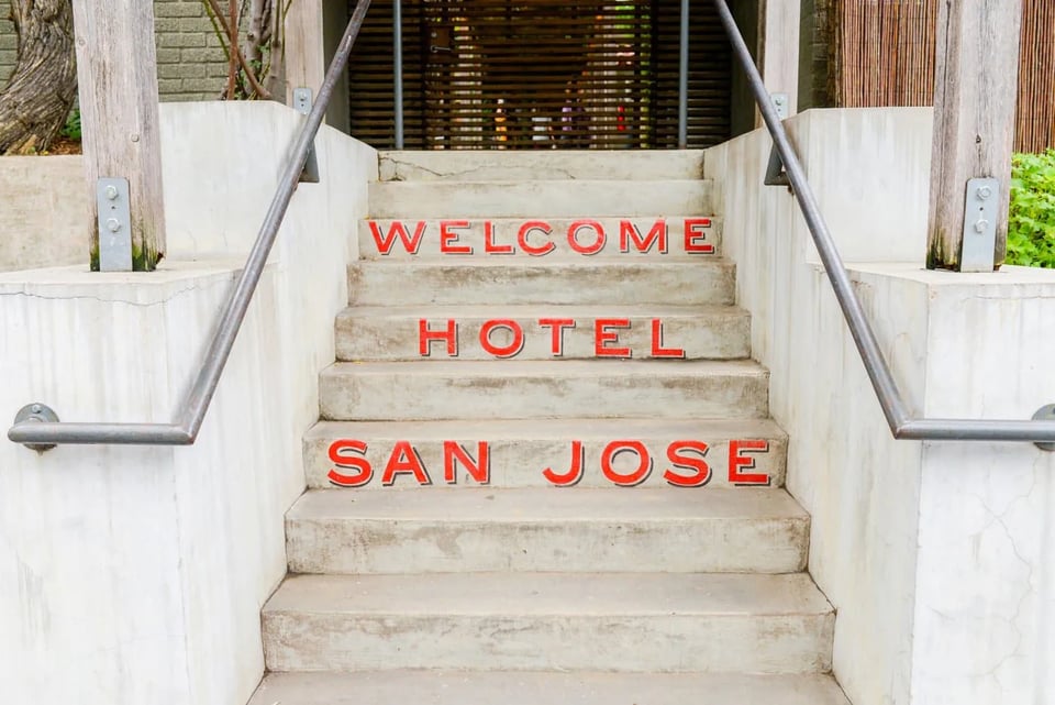 Hotel San José, how it began