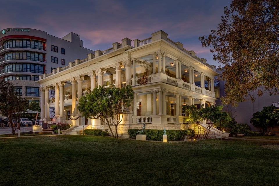 Hotel Ella
