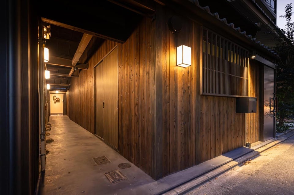 Nazuna Higashi Honganji, how it began