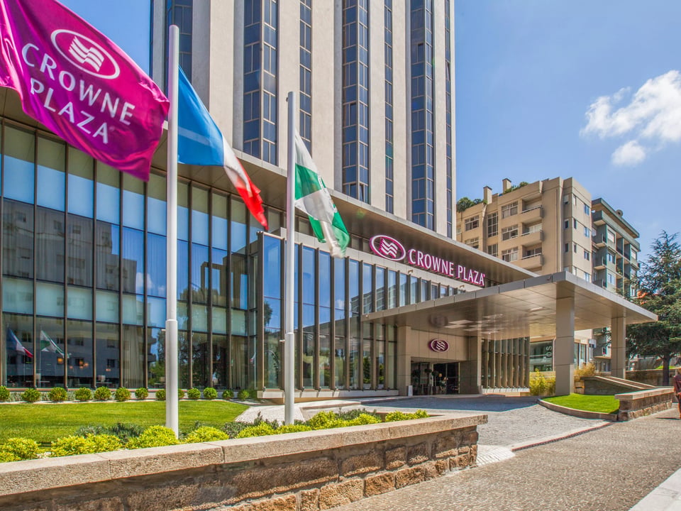 Crowne Plaza Porto Hotel, how it began