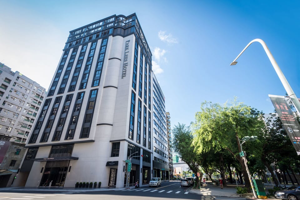 Park Lees Hotel, how it began