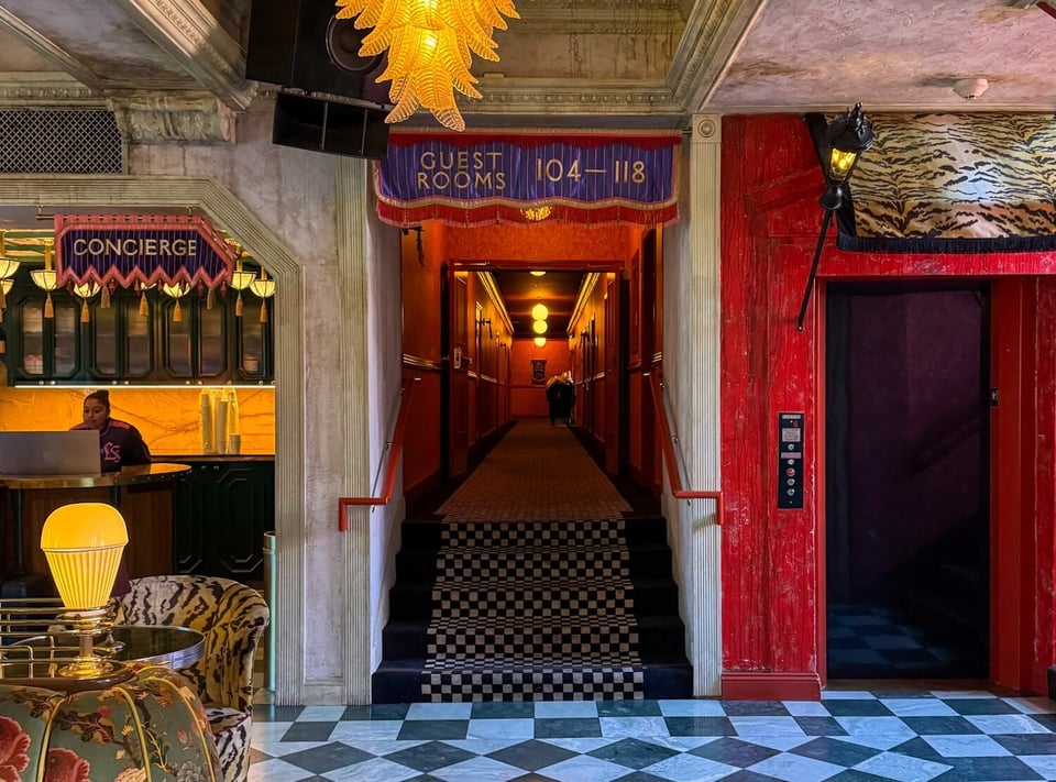 Lafayette Hotel